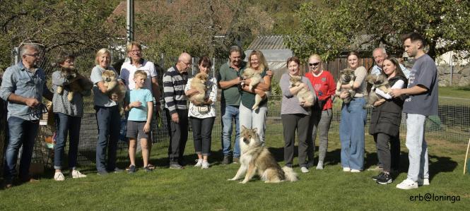 Gruppenfoto mit Mama Chuckie