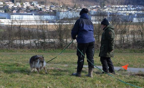 Die Leiterin Frau Krüger aus DE machts vor....